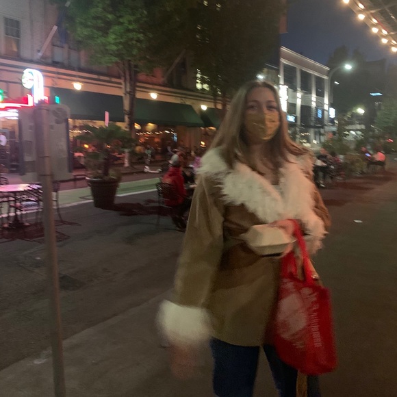 Meet your Posher, Marina - Picture 4 of 8